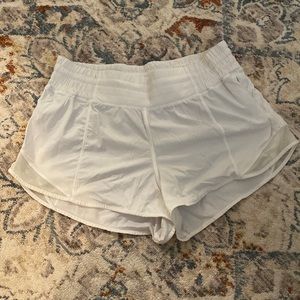 Lululemon Hotty Hot shorts